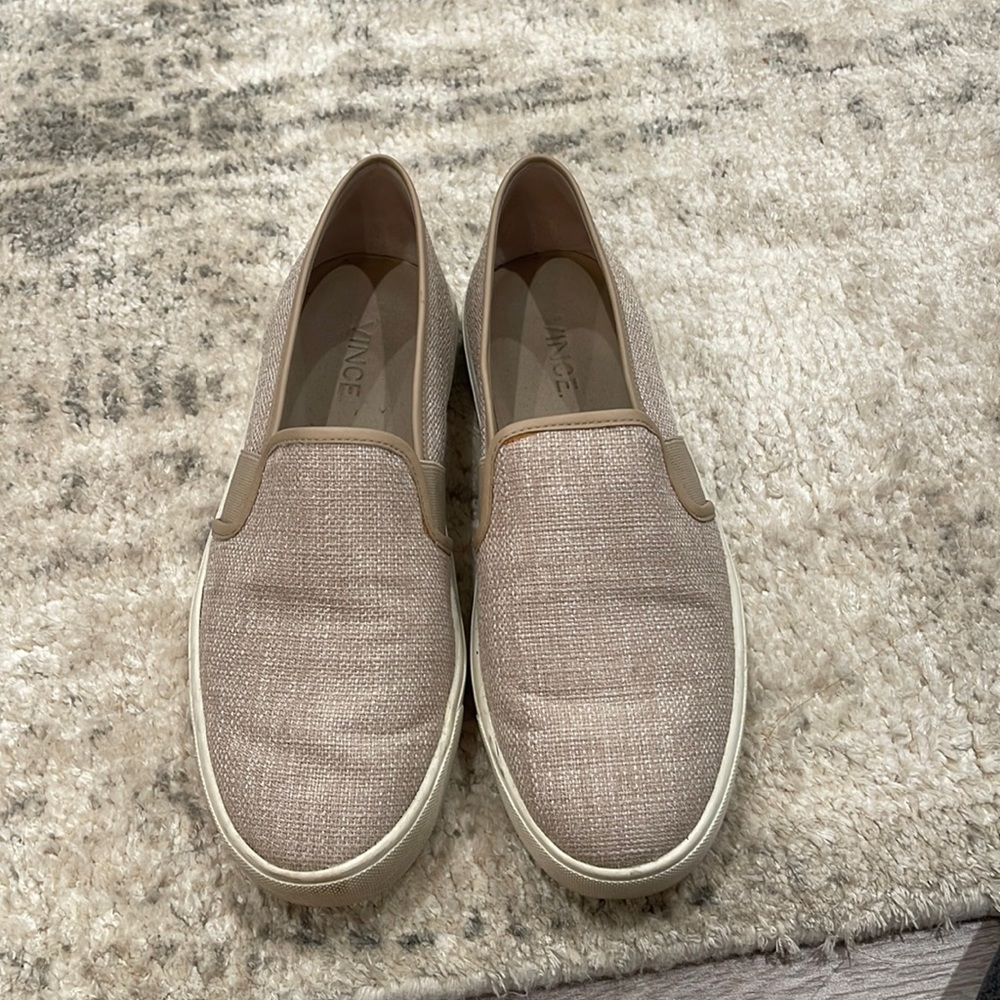Vince beige slip on sneaker size 37